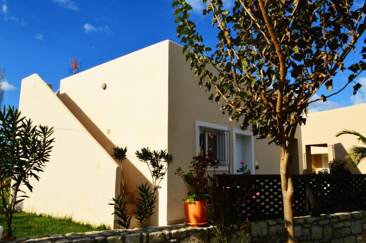 Villa Nopigia Homeleader Dış mekan fotoğraf