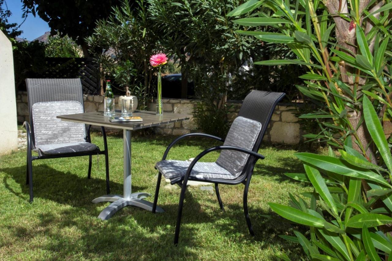 Villa Nopigia Homeleader Dış mekan fotoğraf