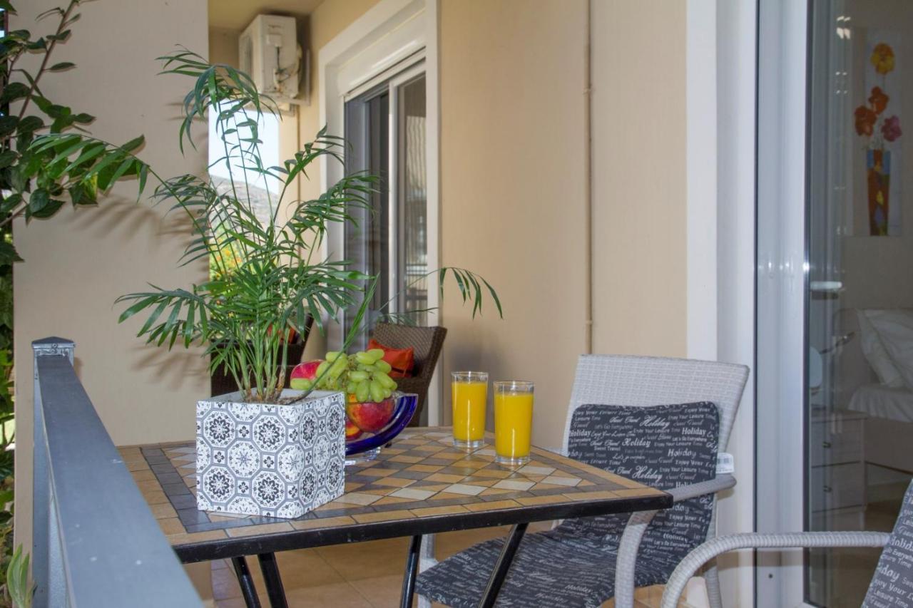Villa Nopigia Homeleader Dış mekan fotoğraf